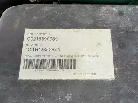 Nivelohjatut dumpperit 2013 Volvo A30F (27)