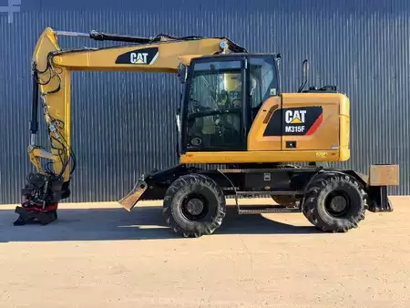 Mobiele graafmachines 2017 Caterpillar M315F (2)