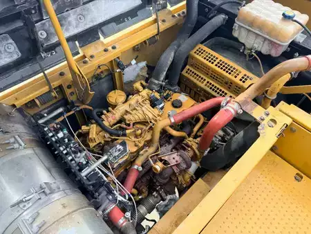 Pelles sur chenilles 2014 Caterpillar 329E LN (12)