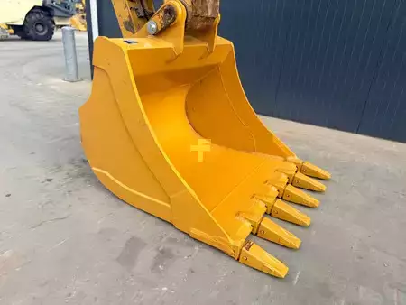 Pelles sur chenilles 2014 Caterpillar 329E LN (25)