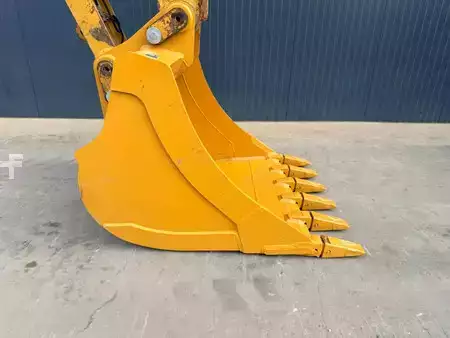 Pelles sur chenilles 2014 Caterpillar 329E LN (26)