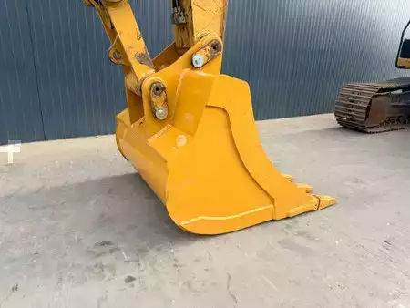 Pelles sur chenilles 2014 Caterpillar 329E LN (27)