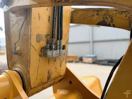 Pelles sur chenilles 2014 Caterpillar 329E LN (31)
