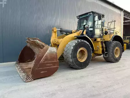 Pyöräkuormaajat 2017 Caterpillar 966M (1)