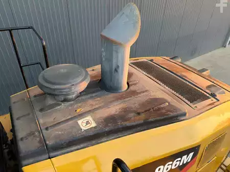 Pyöräkuormaajat 2017 Caterpillar 966M (8)