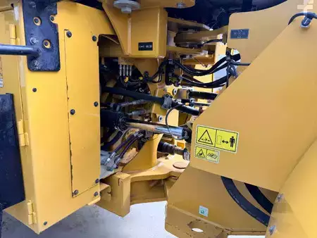 Pyöräkuormaajat 2022 Caterpillar 966 14A (22)