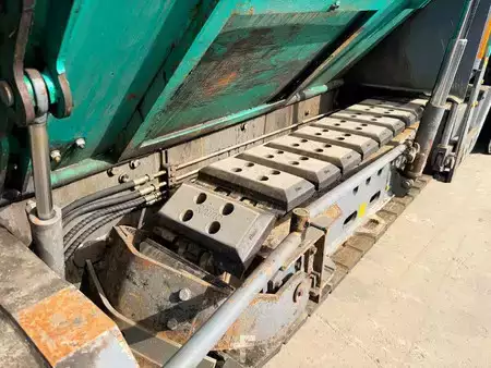 Finisseurs sur roues 2013 VÖGELE SUPER 1800-2 (10)