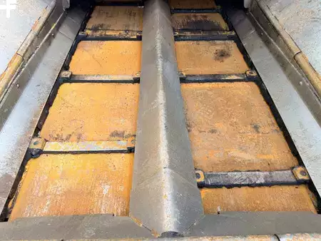 Finisseurs sur roues 2013 VÖGELE SUPER 1800-2 (28)