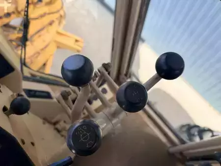 Grejdry 1997 Caterpillar 140H (20)