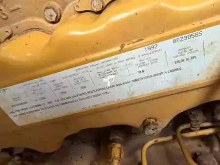 Grejdry 1997 Caterpillar 140H (23)