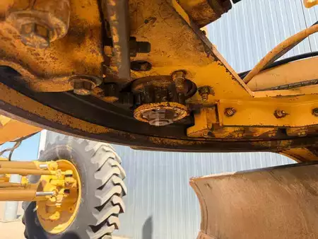 Grejdry 1997 Caterpillar 140H (30)