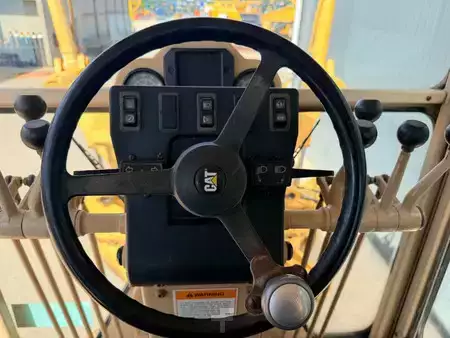 Grejdry 1997 Caterpillar 140H (33)