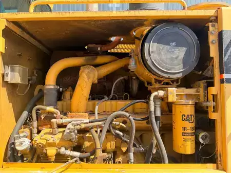 Grejdry 1997 Caterpillar 140H (35)