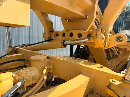 Grejdry 1997 Caterpillar 140H (5)