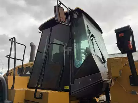 Pyöräkuormaajat 2007 Caterpillar 950H (27)