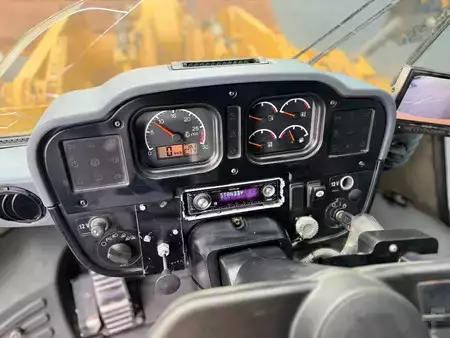 Pyöräkuormaajat 2007 Caterpillar 950H (39)