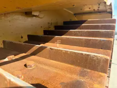 Bulldozer 2013 Caterpillar D6T XL (19)