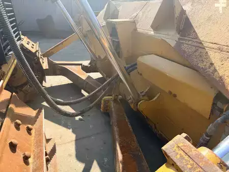 Bulldozer 2013 Caterpillar D6T XL (27)