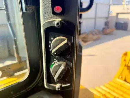 Buldożery 2016 Caterpillar D6T XL (9)