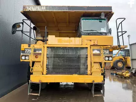 Dumpere 2005 Caterpillar 775E (10)