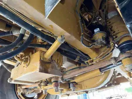 Dumpere 2005 Caterpillar 775E (23)