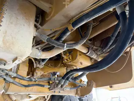 Dumpere 2005 Caterpillar 775E (24)