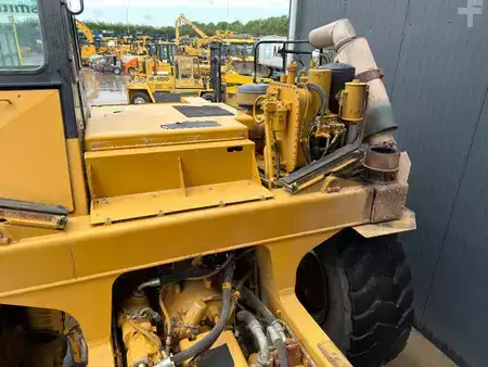 Dumpere 2005 Caterpillar 775E (36)