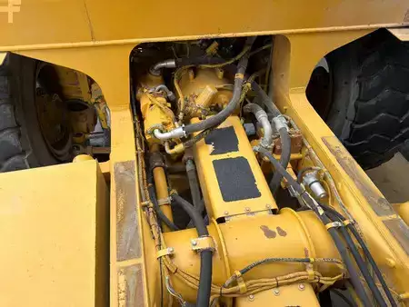 Dumpere 2005 Caterpillar 775E (38)