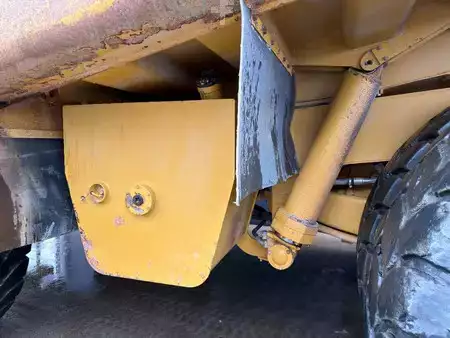 Dumpere 2005 Caterpillar 775E (8)