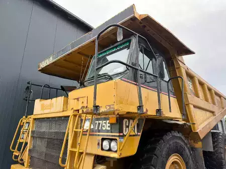 Dumpere 2005 Caterpillar 775E (9)