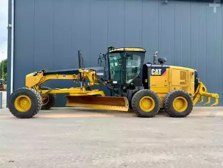 Grejdry 2011 Caterpillar 140M2 (2)