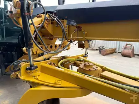Grejdry 2011 Caterpillar 140M2 (22)