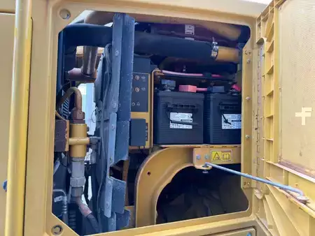 Grejdry 2011 Caterpillar 140M2 (25)