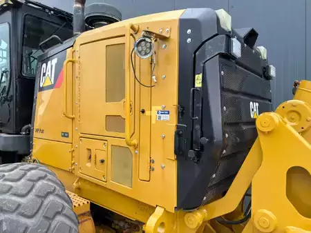 Grejdry 2011 Caterpillar 140M2 (6)