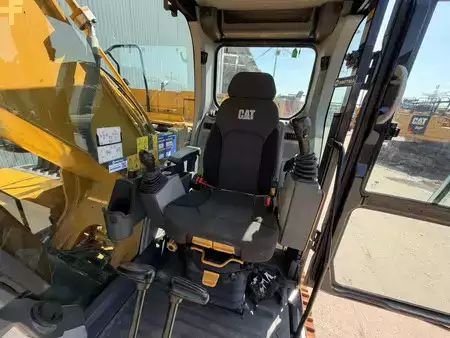 Telakaivinkoneet  2019 Caterpillar 320 07B (18)
