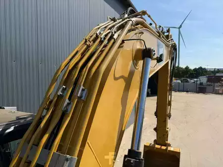 Telakaivinkoneet  2019 Caterpillar 320 07B (26)