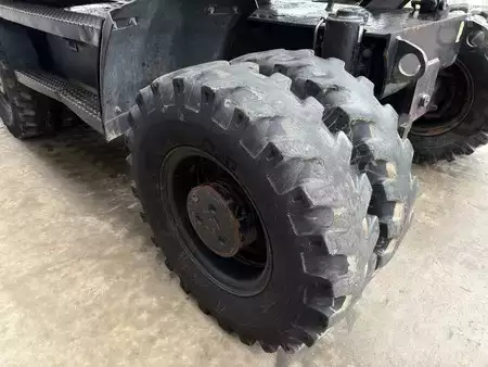 Mobilní bagry 2011 Caterpillar M316D (16)