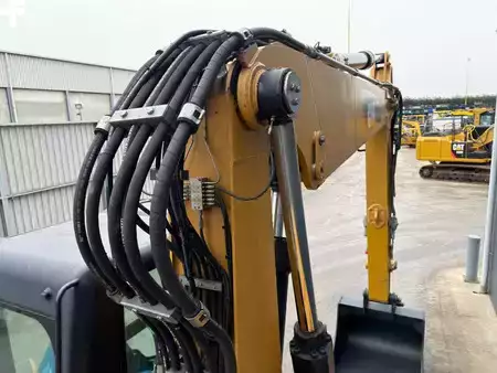 Mobilní bagry 2011 Caterpillar M316D (27)