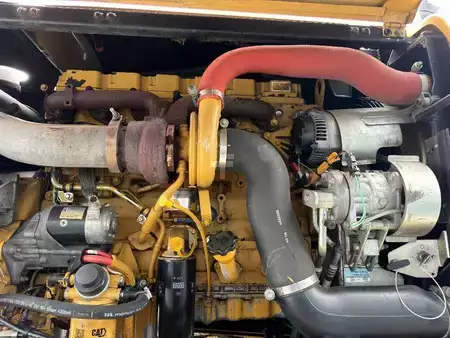 Mobilní bagry 2011 Caterpillar M316D (32)