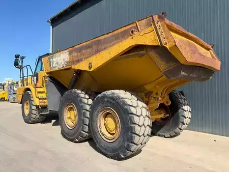 Dumper Articolati 2016 Caterpillar 730C2 (10)