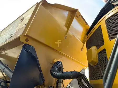 Dumper Articolati 2016 Caterpillar 730C2 (22)