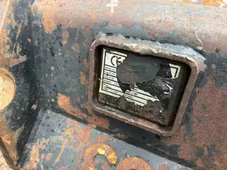 Mini-koparki 2010 Takeuchi TB235 (12)