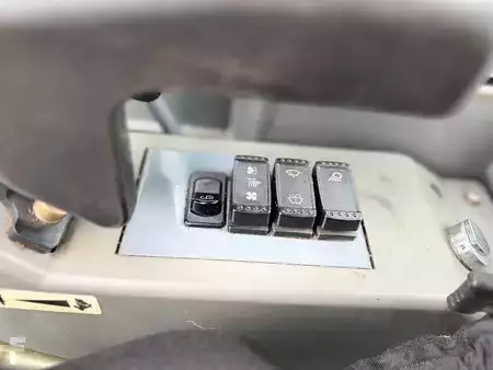 Mini-koparki 2010 Takeuchi TB235 (26)