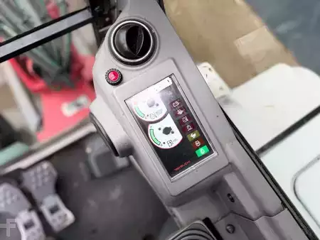 Mini-koparki 2010 Takeuchi TB235 (33)