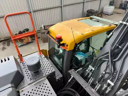 Pelles sur chenilles 2023 Volvo EC300E L | Only 2000 Hours! (25)
