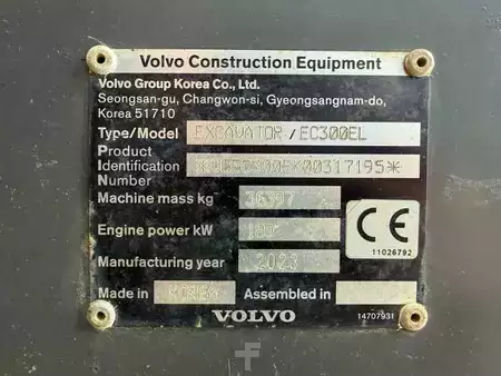 Pelles sur chenilles 2023 Volvo EC300E L | Only 2000 Hours! (7)