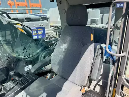 Rupsgraafmachines 2022 Volvo EC300E L (9)