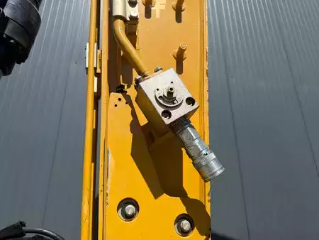 Rupsgraafmachines 2022 Caterpillar 315 07B (13)