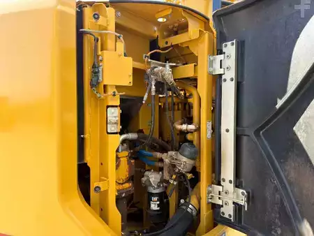 Rupsgraafmachines 2022 Caterpillar 315 07B (15)