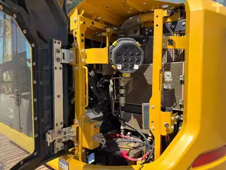 Rupsgraafmachines 2022 Caterpillar 315 07B (17)